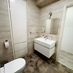Sea View 3 Bedrooms דירה *