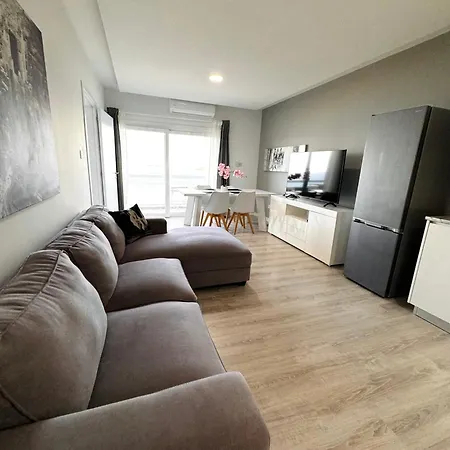 Апартаменты Sea View 3 Bedrooms Лимасол