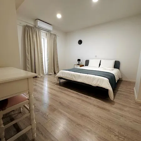 Sea View 3 Bedrooms Apartament
