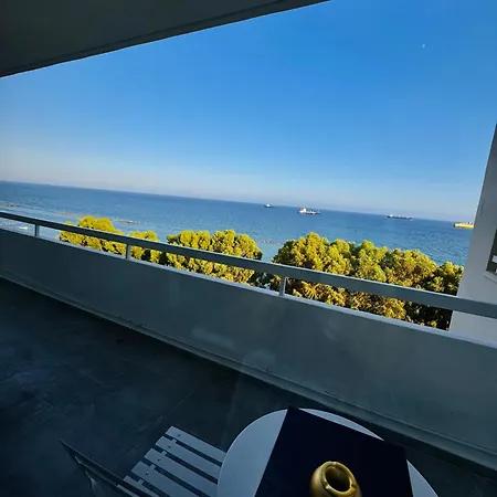 Sea View 3 Bedrooms Daire Limasol
