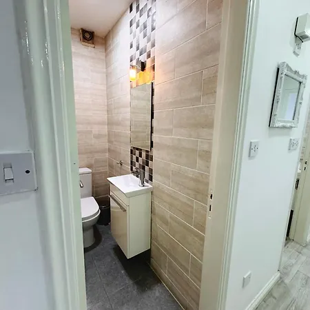 Sea View 3 Bedrooms Лимасол